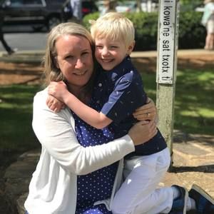 Meet your Posher, Laura